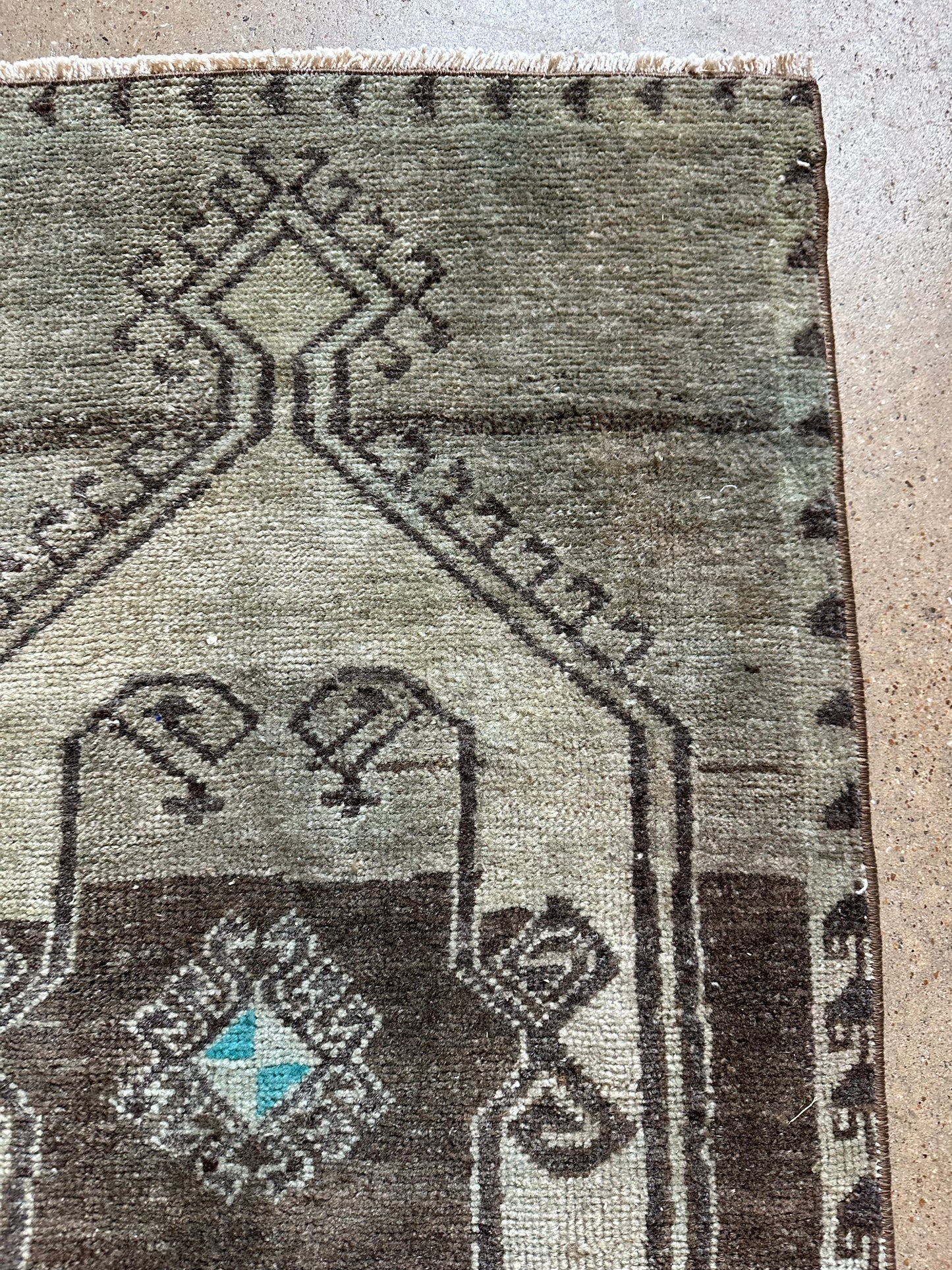 Neutral Masculine Mini